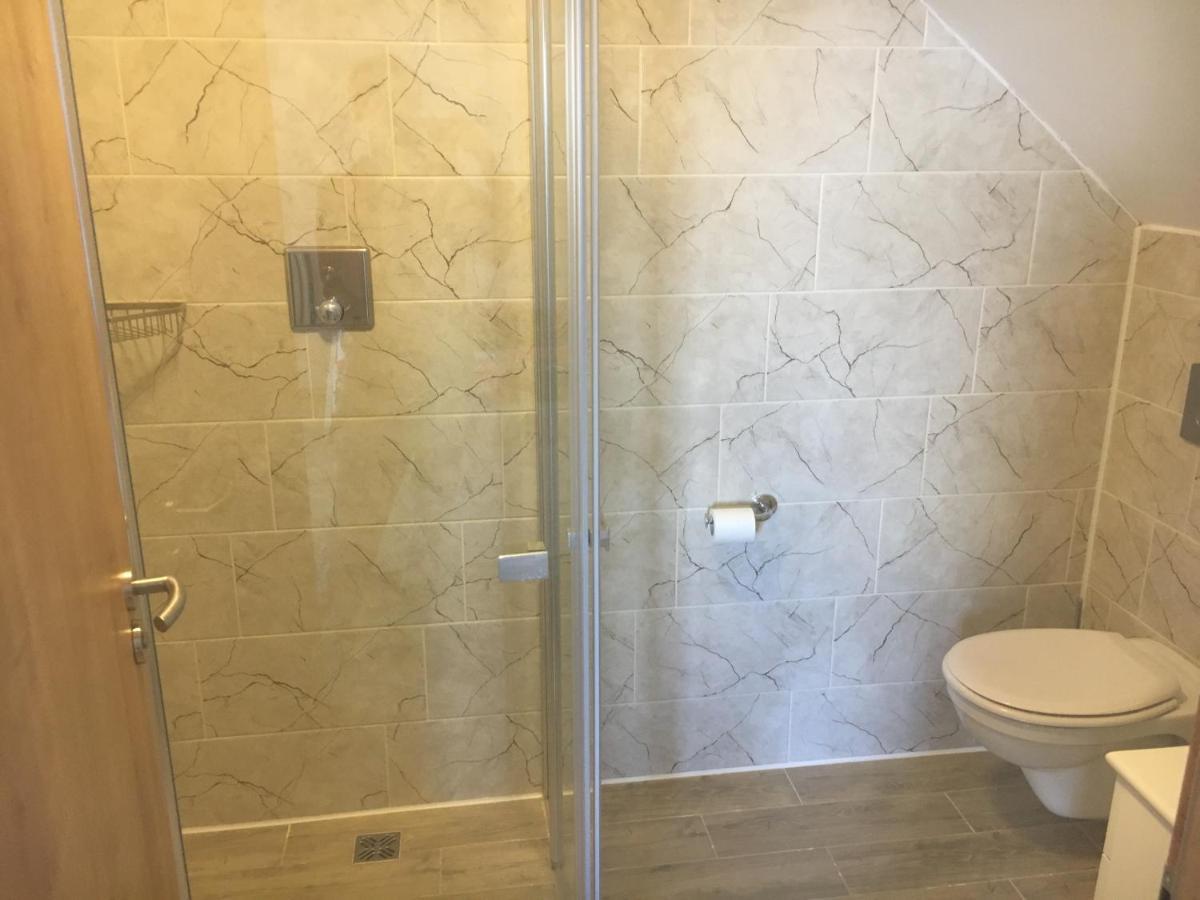 Ubytovani Pod Mezu Hlohovec Exterior foto