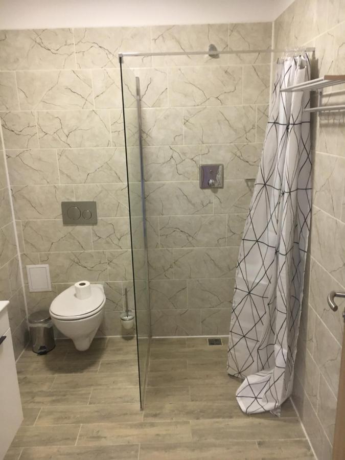 Ubytovani Pod Mezu Hlohovec Exterior foto